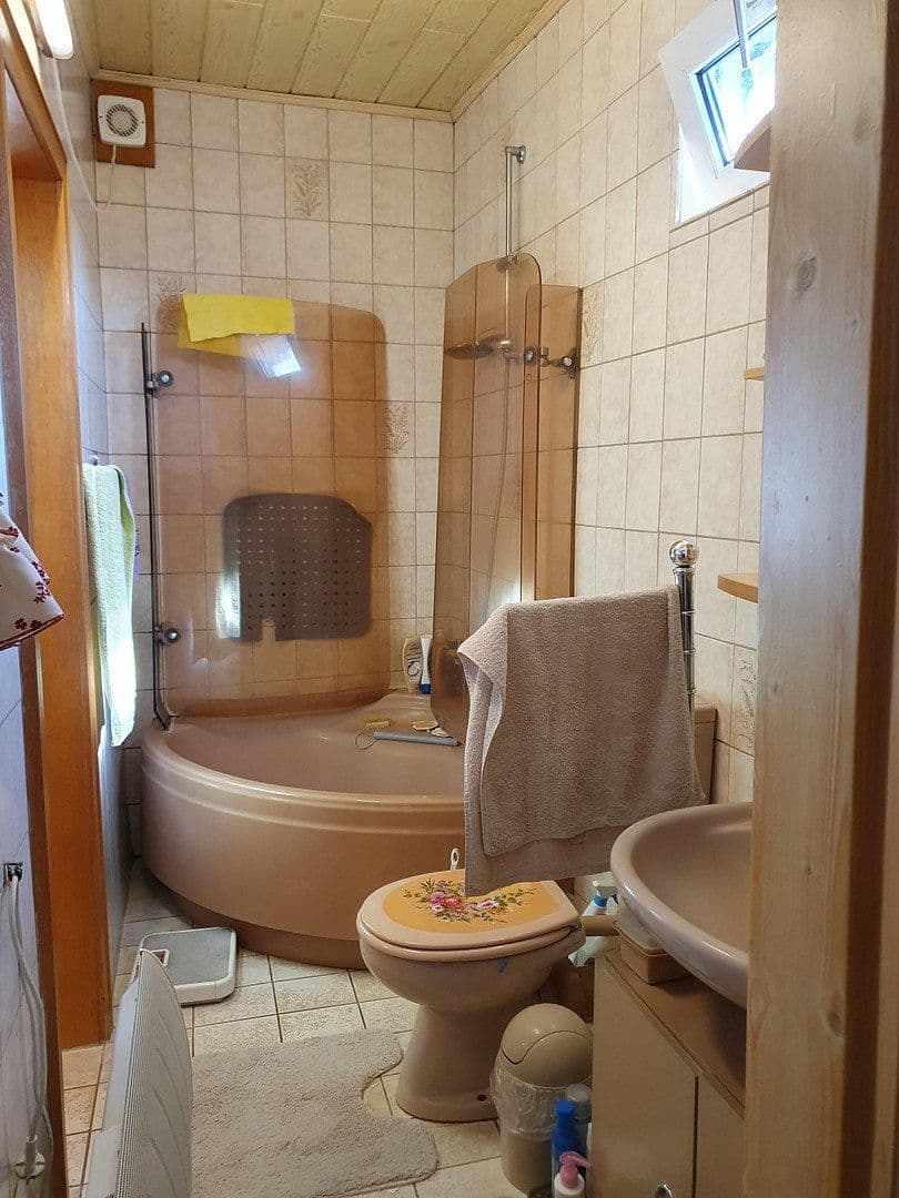 Predaj domu 120 m², pozemok 793 m², Buseck, Hesensko Predaj domu 120 m², pozemok 793 m², Buseck, Hesensko