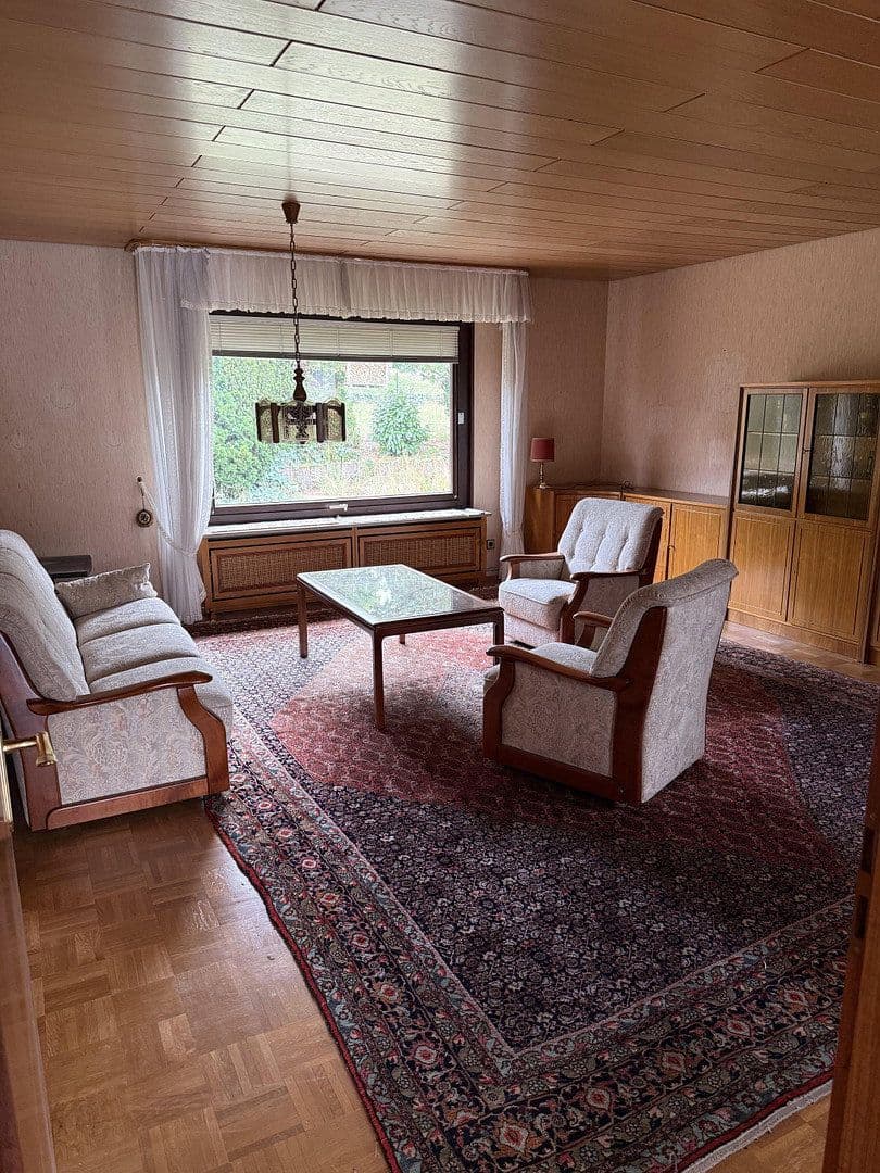 Predaj domu 106 m², pozemok 1.095 m², Mörikestraße 14, Eberdingen, Bádensko-Wurttembersko Predaj domu 106 m², pozemok 1.095 m², Mörikestraße 14, Eberdingen, Bádensko-Wurttembersko