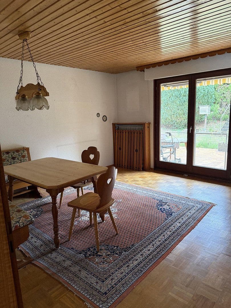Predaj domu 106 m², pozemok 1.095 m², Mörikestraße 14, Eberdingen, Bádensko-Wurttembersko Predaj domu 106 m², pozemok 1.095 m², Mörikestraße 14, Eberdingen, Bádensko-Wurttembersko