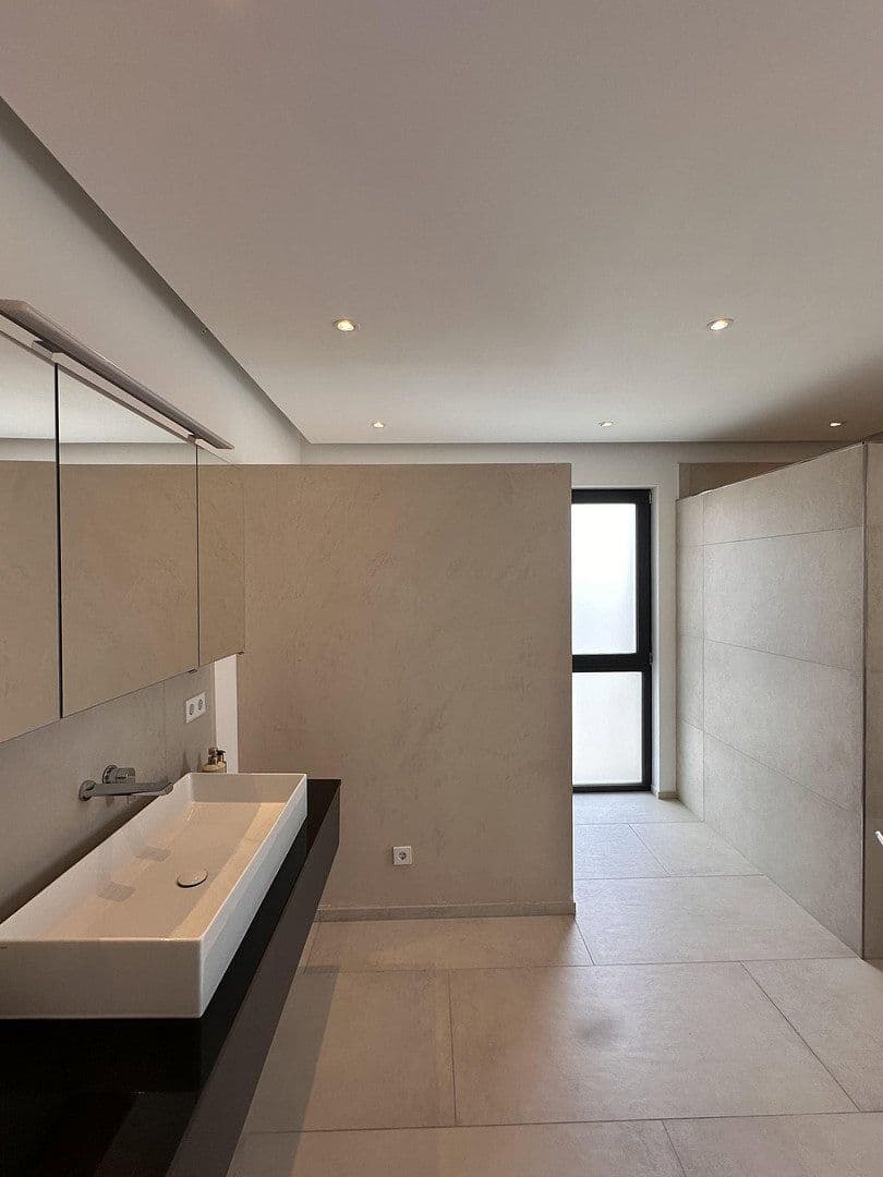 Predaj domu 200 m², pozemok 455 m², Steinfeld (Pfalz), Porýnie-Falcko Predaj domu 200 m², pozemok 455 m², Steinfeld (Pfalz), Porýnie-Falcko