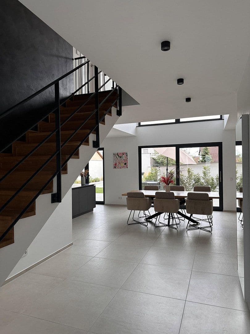 Predaj domu 200 m², pozemok 455 m², Steinfeld (Pfalz), Porýnie-Falcko Predaj domu 200 m², pozemok 455 m², Steinfeld (Pfalz), Porýnie-Falcko
