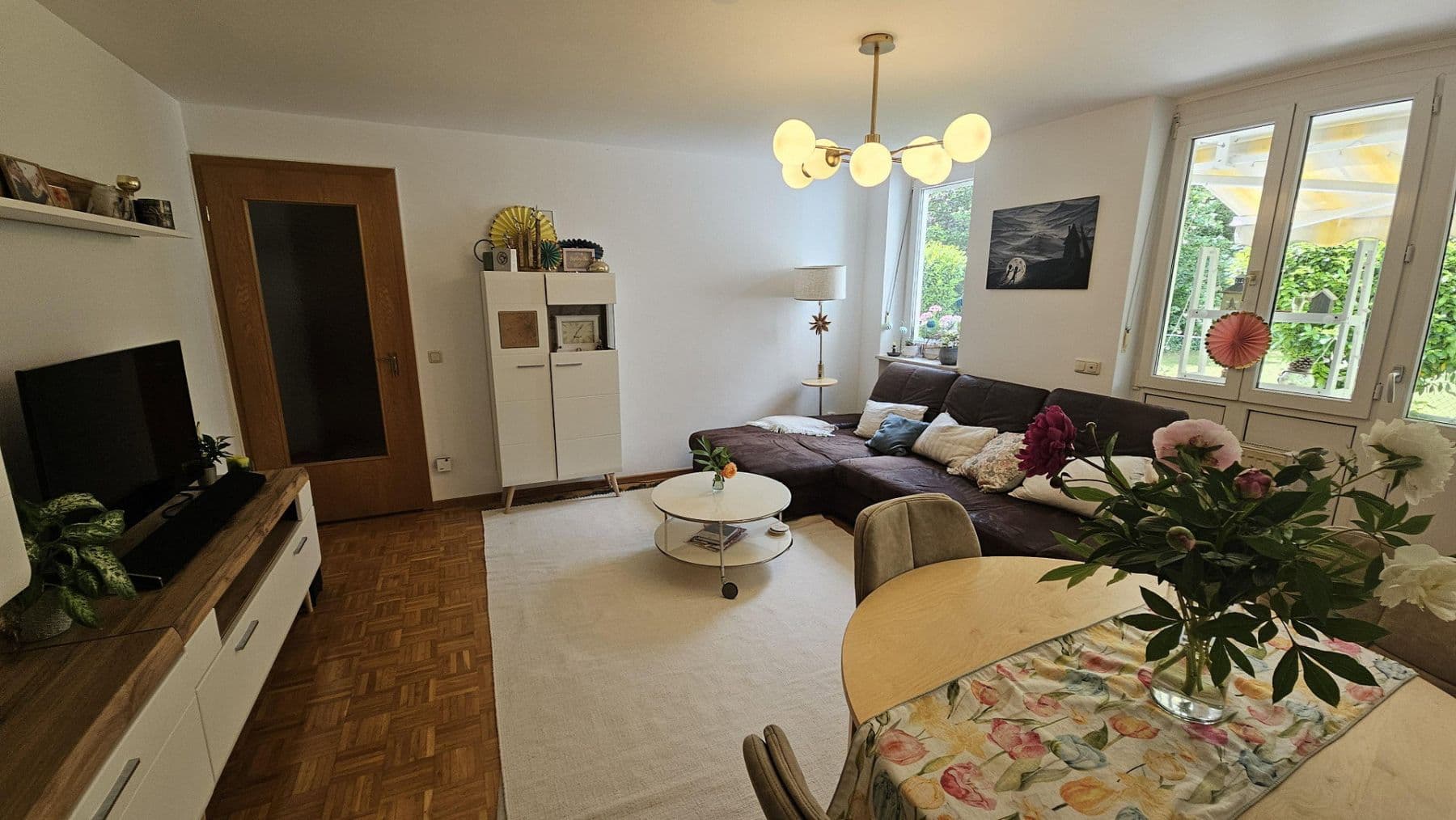 Prenájom bytu 3-izbový 87 m², München, Bavorsko Prenájom bytu 3-izbový 87 m², München, Bavorsko