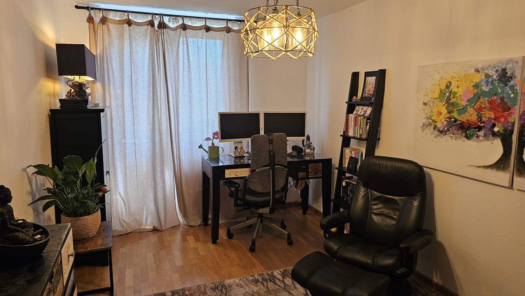 Prenájom bytu 3-izbový 87 m², München, Bavorsko Prenájom bytu 3-izbový 87 m², München, Bavorsko