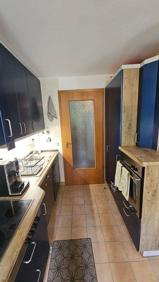 Prenájom bytu 3-izbový 87 m², München, Bavorsko Prenájom bytu 3-izbový 87 m², München, Bavorsko
