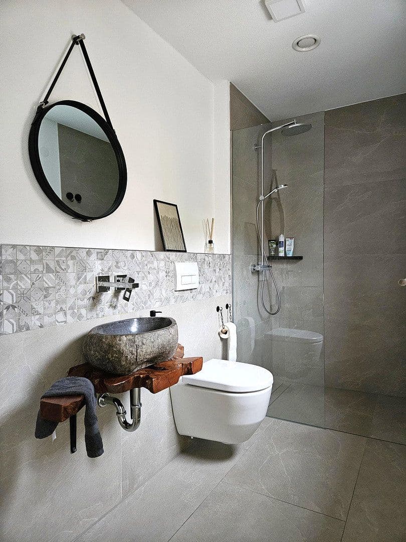 Predaj domu 138 m², pozemok 550 m², Niedereschach, Bádensko-Wurttembersko Predaj domu 138 m², pozemok 550 m², Niedereschach, Bádensko-Wurttembersko