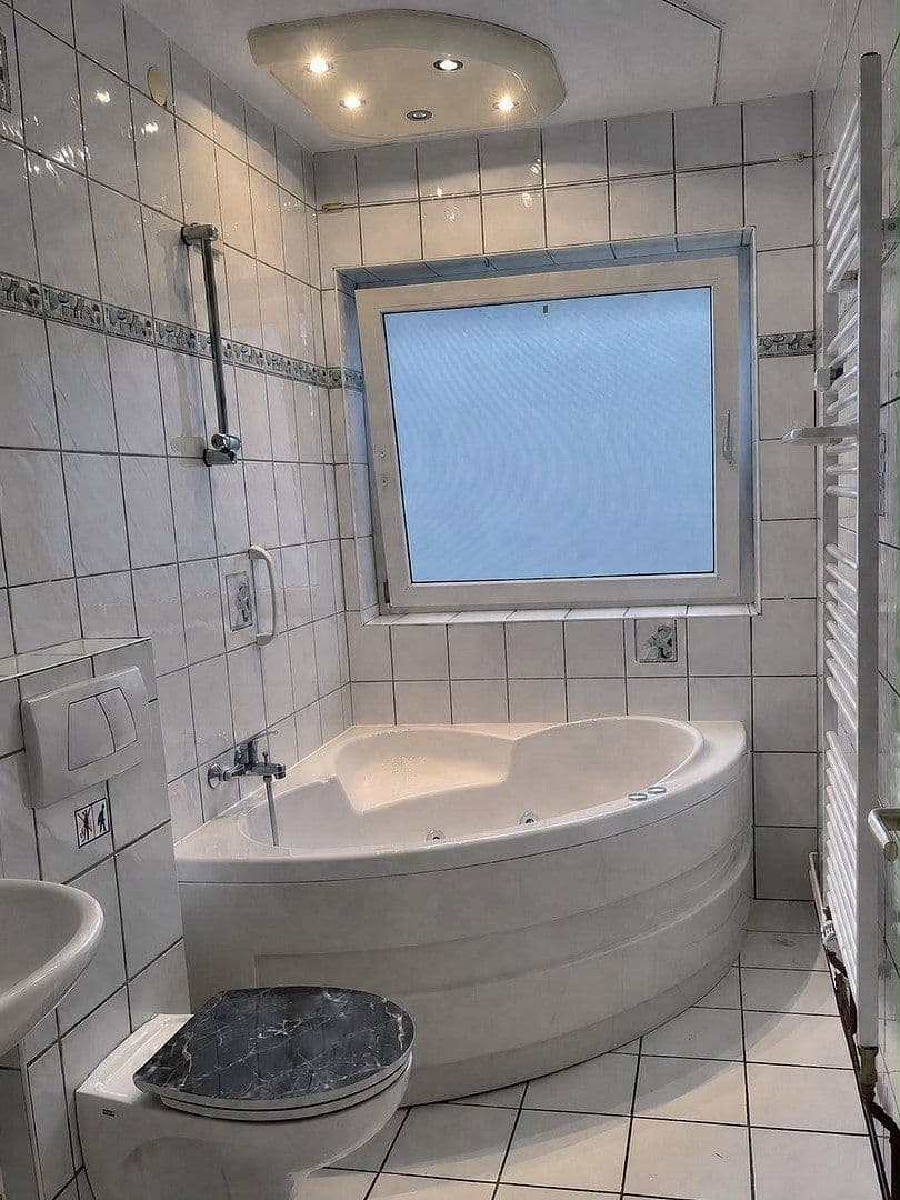 Prenájom bytu 3-izbový 72 m², Salzgitter, Dolné Sasko Prenájom bytu 3-izbový 72 m², Salzgitter, Dolné Sasko