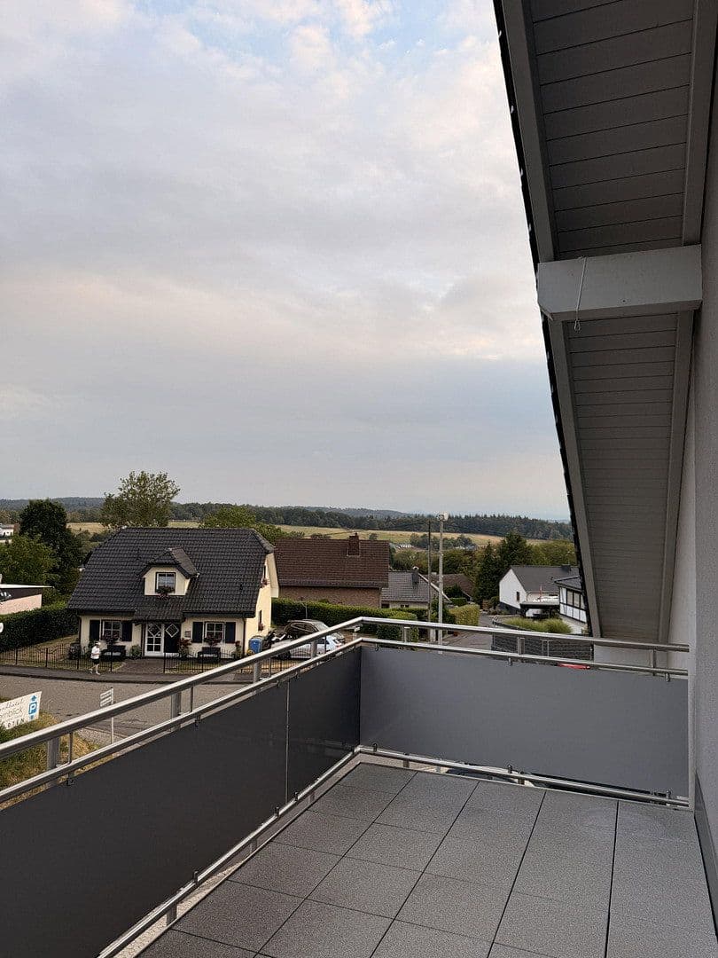 Prenájom bytu 2-izbový 73 m², Hümmerich, Porýnie-Falcko Prenájom bytu 2-izbový 73 m², Hümmerich, Porýnie-Falcko