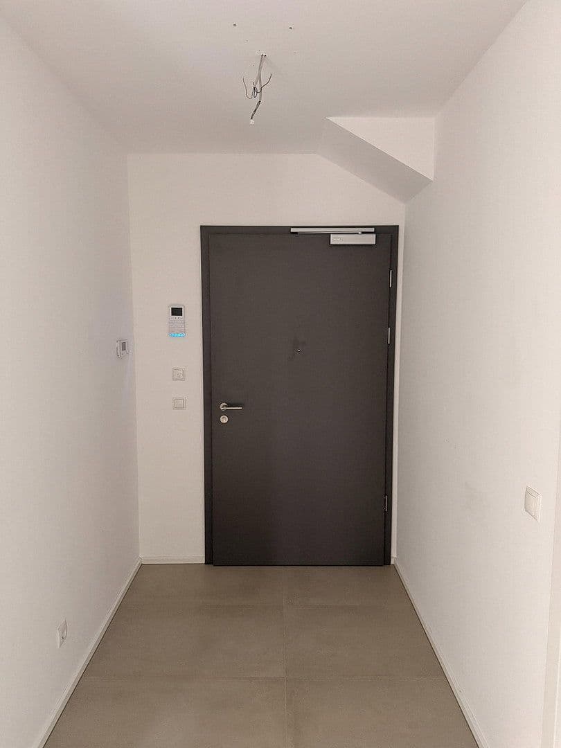 Prenájom bytu 2-izbový 73 m², Hümmerich, Porýnie-Falcko Prenájom bytu 2-izbový 73 m², Hümmerich, Porýnie-Falcko