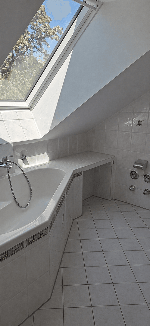 Predaj bytu 3-izbový 82 m², Zeisigweg 7, München, Bavorsko Predaj bytu 3-izbový 82 m², Zeisigweg 7, München, Bavorsko