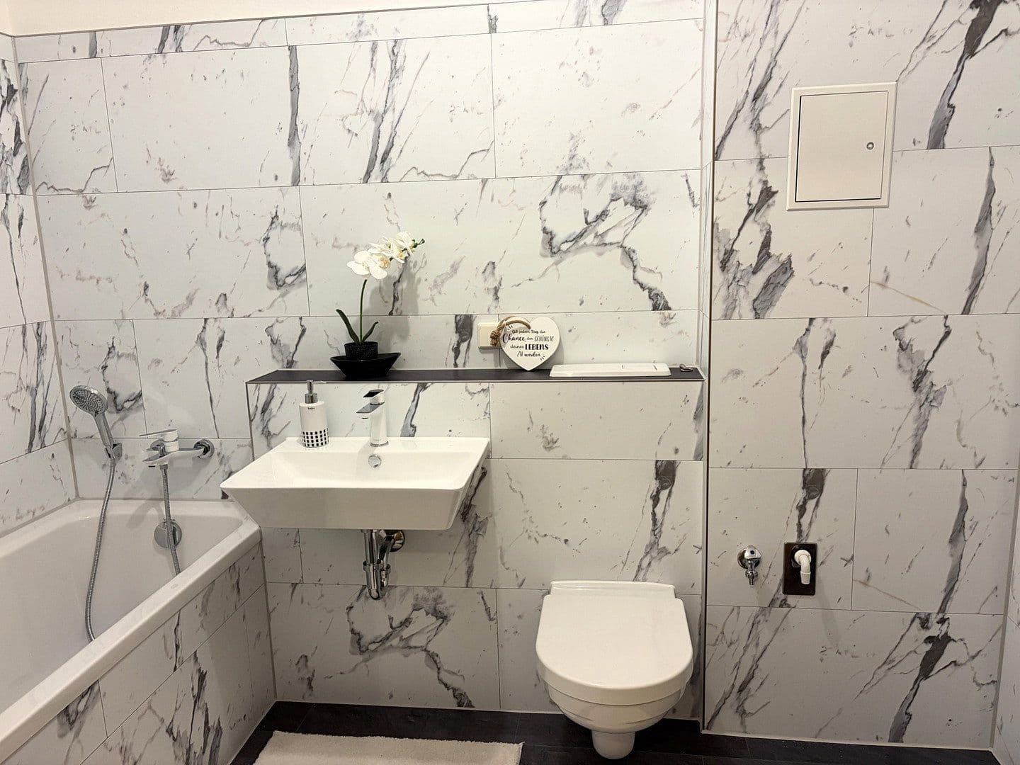 Prenájom bytu 2-izbový 58 m², Machern, Sasko Prenájom bytu 2-izbový 58 m², Machern, Sasko