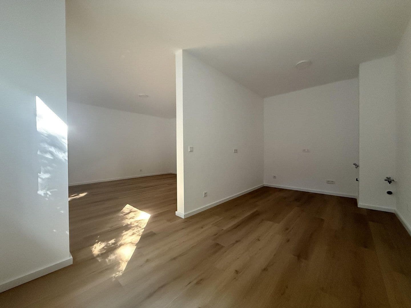 Predaj bytu 2-izbový 70 m², Kantstraße 44, Kaiserslautern, Porýnie-Falcko Predaj bytu 2-izbový 70 m², Kantstraße 44, Kaiserslautern, Porýnie-Falcko