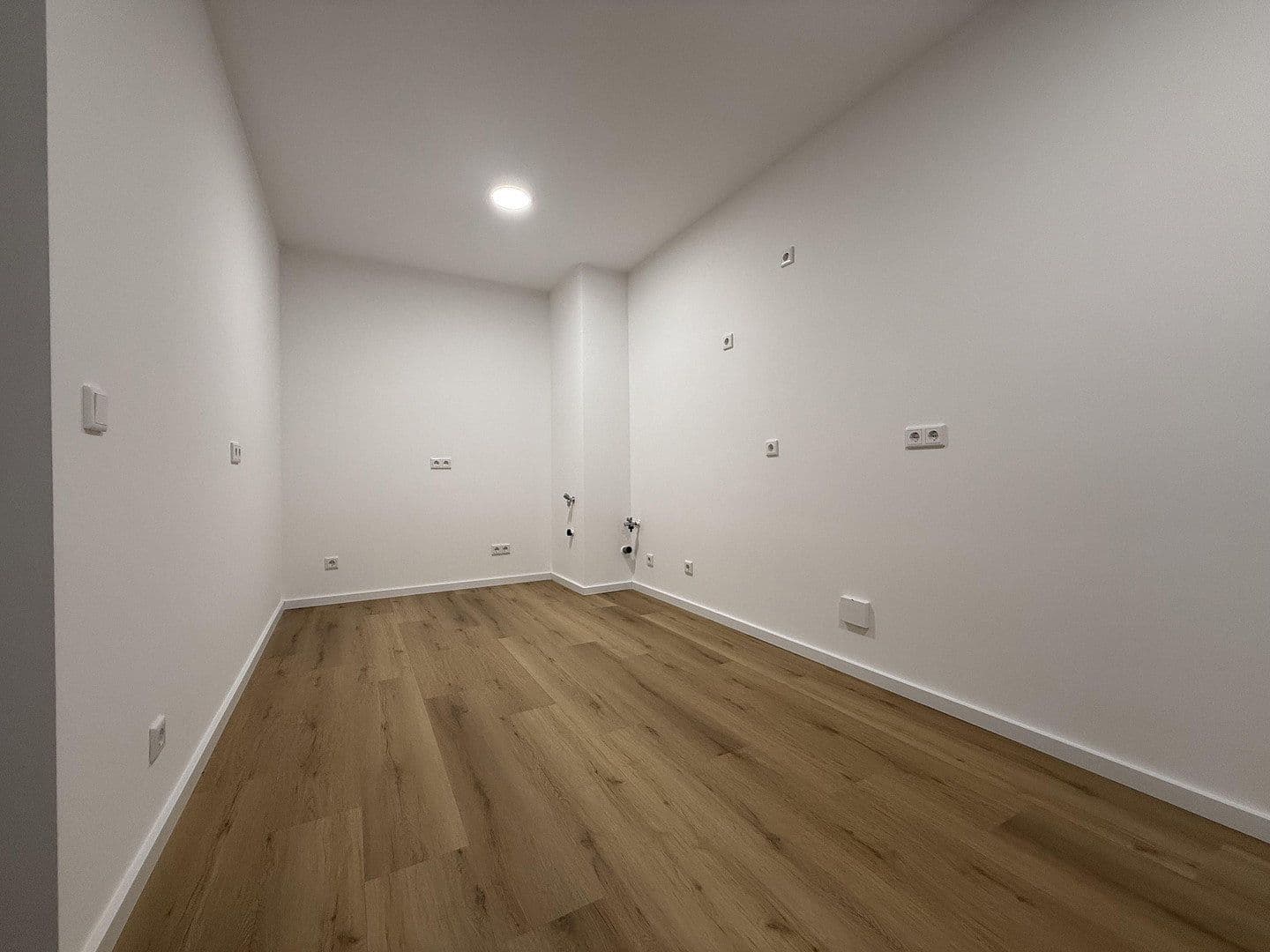 Predaj bytu 2-izbový 70 m², Kantstraße 44, Kaiserslautern, Porýnie-Falcko Predaj bytu 2-izbový 70 m², Kantstraße 44, Kaiserslautern, Porýnie-Falcko