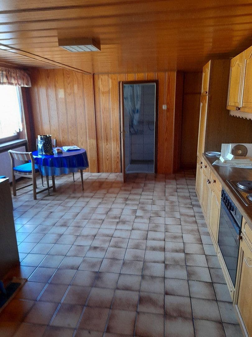 Predaj domu 220 m², pozemok 180 m², Kobachstrasse 60, Idar-Oberstein, Porýnie-Falcko Predaj domu 220 m², pozemok 180 m², Kobachstrasse 60, Idar-Oberstein, Porýnie-Falcko