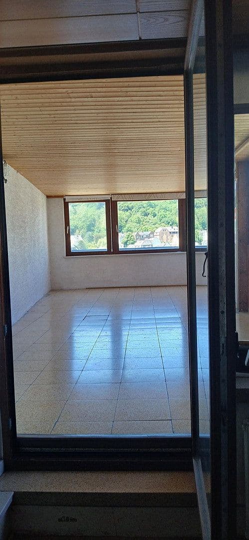 Predaj domu 220 m², pozemok 180 m², Kobachstrasse 60, Idar-Oberstein, Porýnie-Falcko Predaj domu 220 m², pozemok 180 m², Kobachstrasse 60, Idar-Oberstein, Porýnie-Falcko