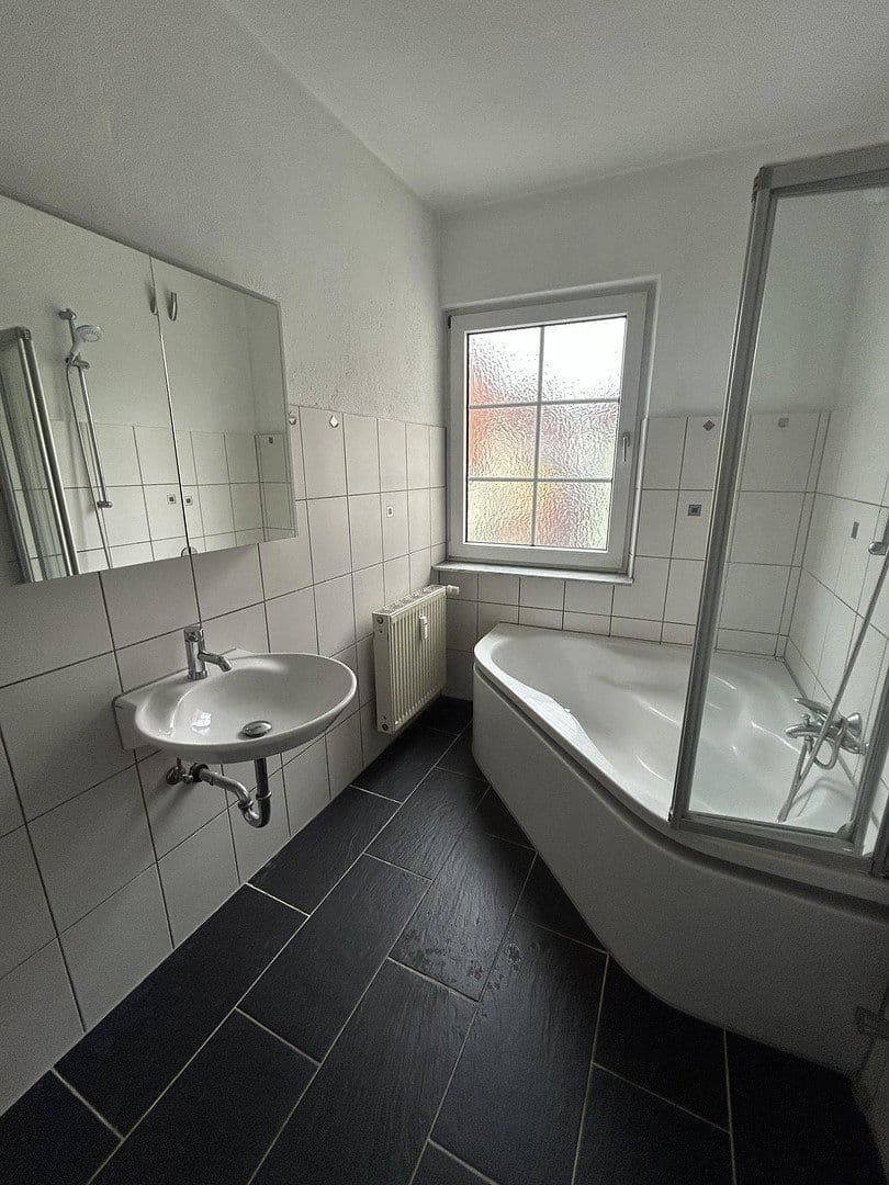 Prenájom bytu 3-izbový 101 m², Aschaffenburg, Bavorsko Prenájom bytu 3-izbový 101 m², Aschaffenburg, Bavorsko