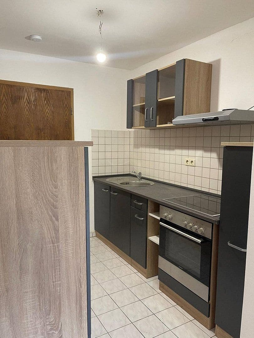 Prenájom bytu 1-izbový 50 m², Tittmann Str. 18, Freital, Sasko Prenájom bytu 1-izbový 50 m², Tittmann Str. 18, Freital, Sasko