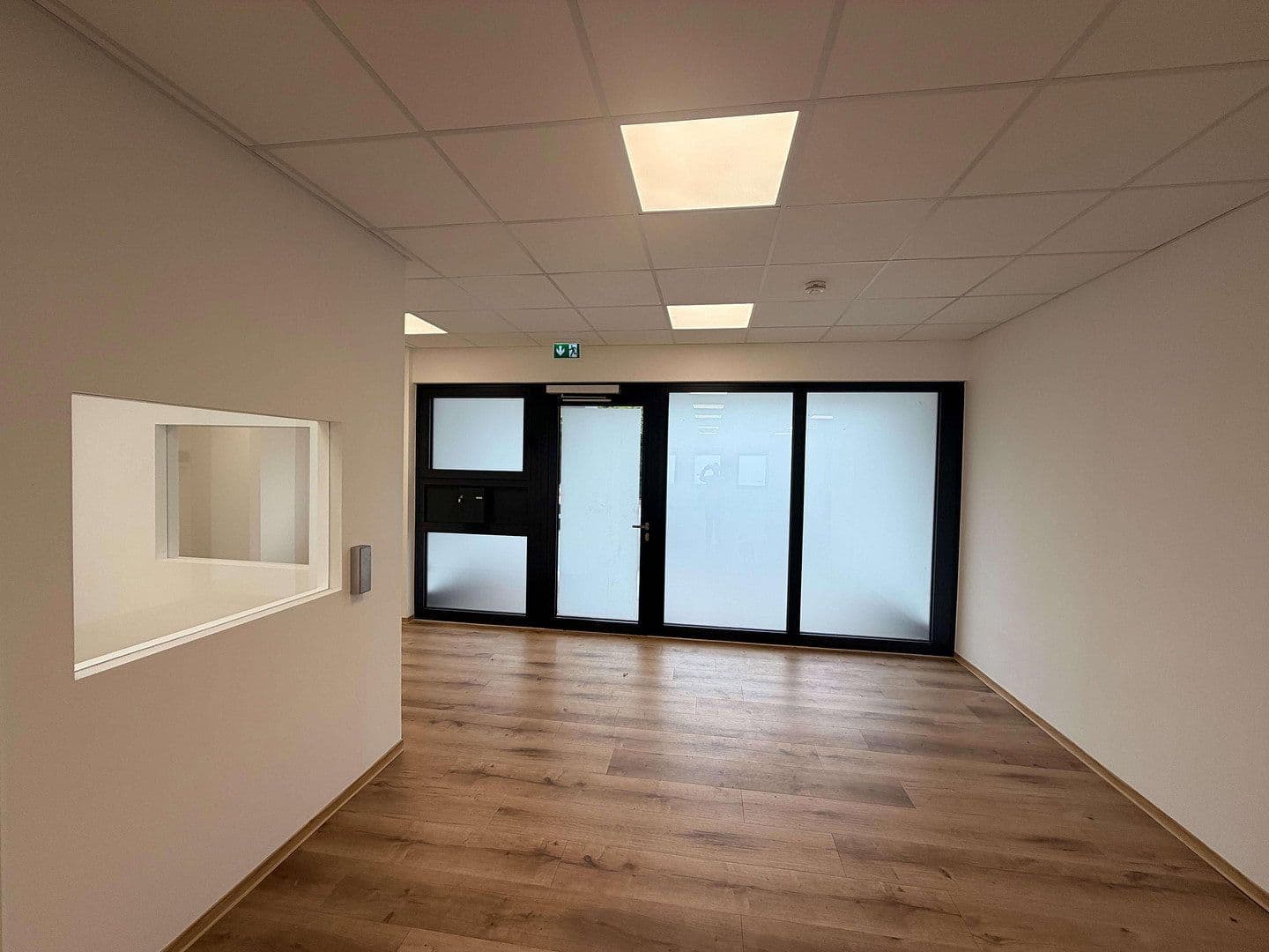Prenájom kancelárie 407 m², Vallendar, Porýnie-Falcko Prenájom kancelárie 407 m², Vallendar, Porýnie-Falcko