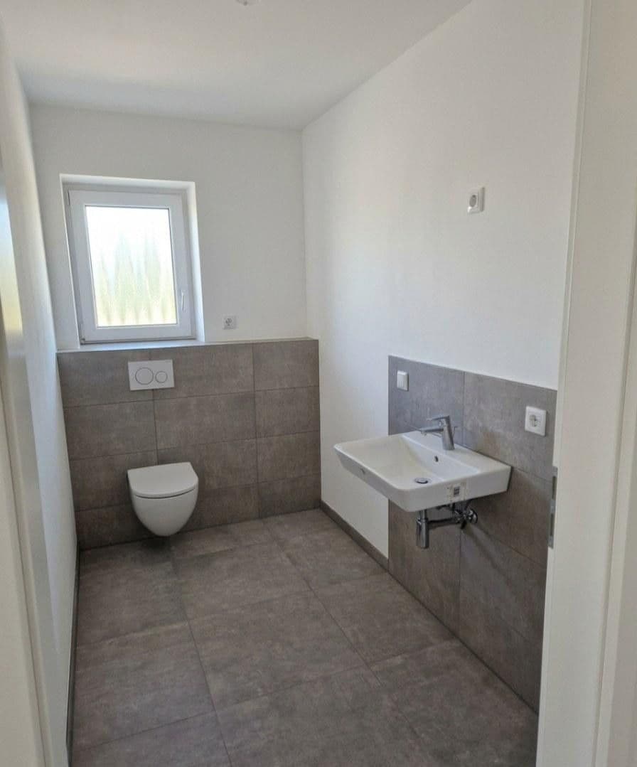 Prenájom domu 165 m², pozemok 600 m², Babenhausen, Bavorsko Prenájom domu 165 m², pozemok 600 m², Babenhausen, Bavorsko