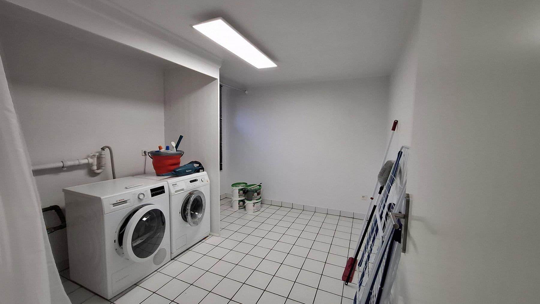 Predaj domu 121 m², pozemok 624 m², Hannover, Dolné Sasko Predaj domu 121 m², pozemok 624 m², Hannover, Dolné Sasko