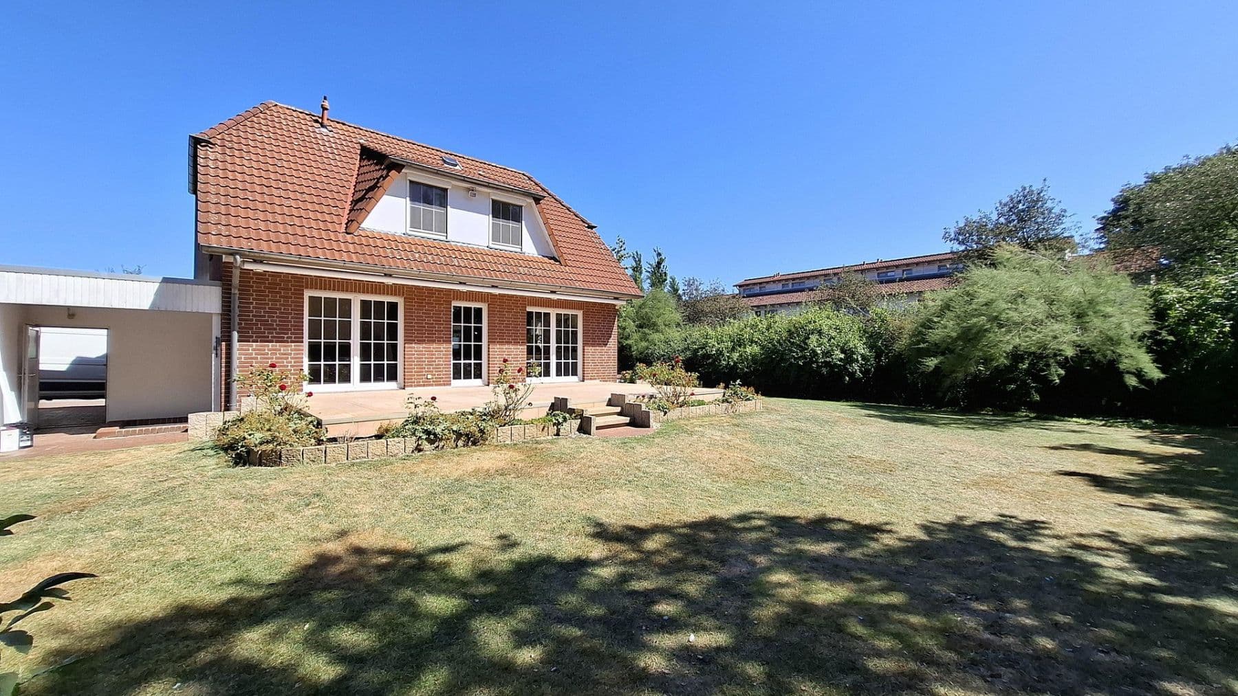 Predaj domu 121 m², pozemok 624 m², Hannover, Dolné Sasko Predaj domu 121 m², pozemok 624 m², Hannover, Dolné Sasko