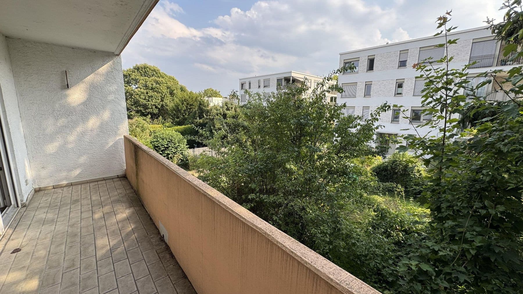 Prenájom bytu 1-izbový 44 m², Nansenstrasse 11, Wiesbaden-Biebrich, Hesensko Prenájom bytu 1-izbový 44 m², Nansenstrasse 11, Wiesbaden-Biebrich, Hesensko
