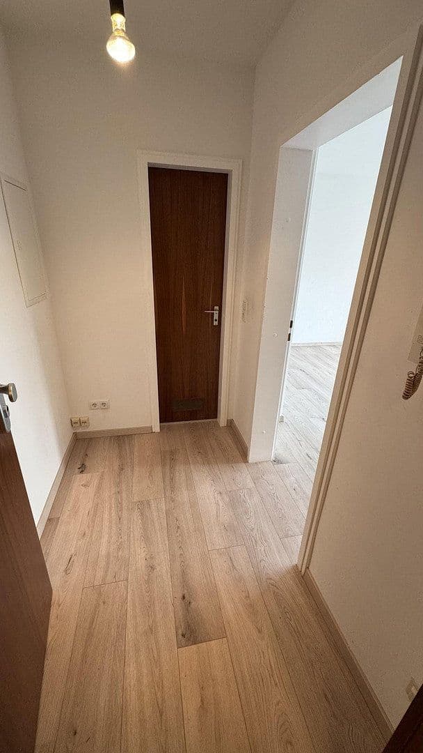 Prenájom bytu 1-izbový 44 m², Nansenstrasse 11, Wiesbaden-Biebrich, Hesensko Prenájom bytu 1-izbový 44 m², Nansenstrasse 11, Wiesbaden-Biebrich, Hesensko