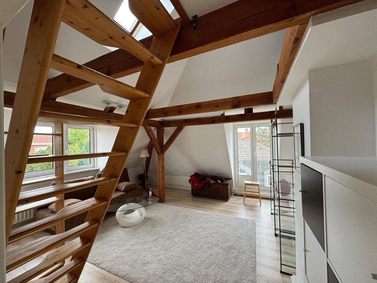 Prenájom bytu 2-izbový 50 m², Berlin, Berlín Prenájom bytu 2-izbový 50 m², Berlin, Berlín
