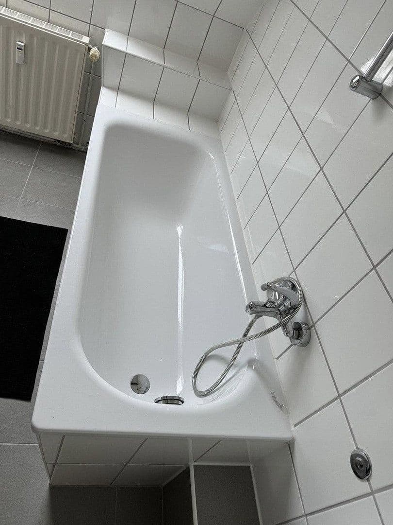 Prenájom bytu 2-izbový 50 m², Berlin, Berlín Prenájom bytu 2-izbový 50 m², Berlin, Berlín