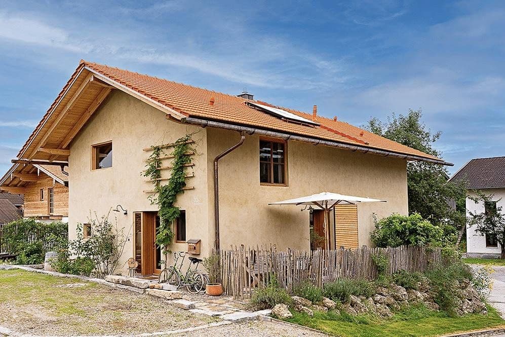 Predaj domu 143 m², pozemok 397 m², Stephanskirchen, Bavorsko Predaj domu 143 m², pozemok 397 m², Stephanskirchen, Bavorsko