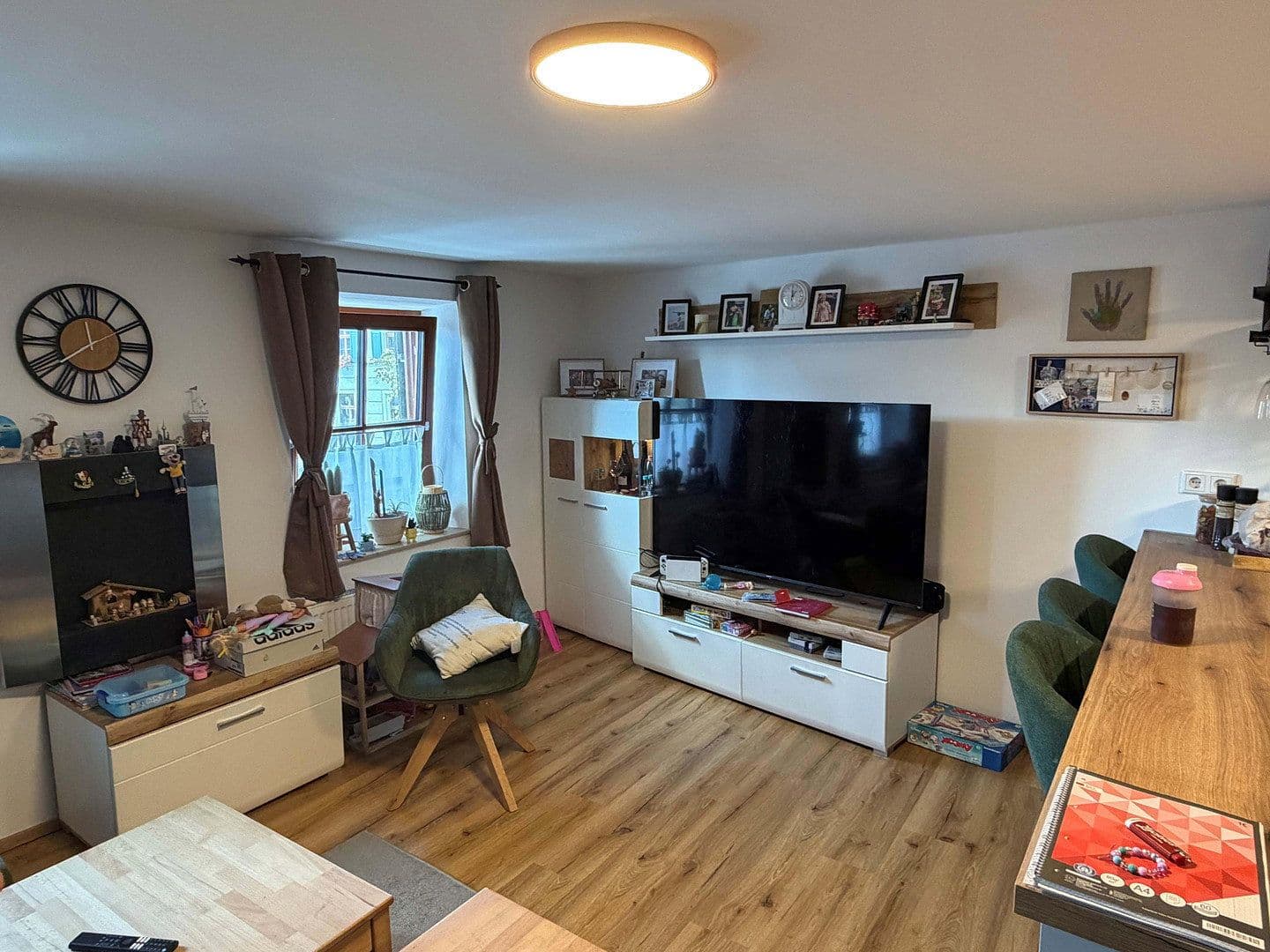 Prenájom bytu 3-izbový 80 m², Markt Indersdorf, Bavorsko Prenájom bytu 3-izbový 80 m², Markt Indersdorf, Bavorsko
