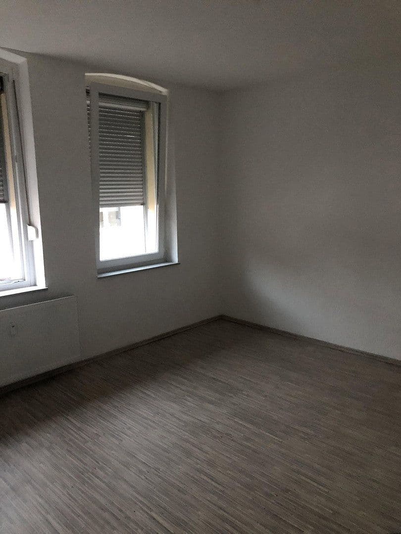 Predaj domu 365 m², pozemok 392 m², Waldstraße.6, Bad Lippspringe, Severné Porýnie - Westfálsko Predaj domu 365 m², pozemok 392 m², Waldstraße.6, Bad Lippspringe, Severné Porýnie - Westfálsko