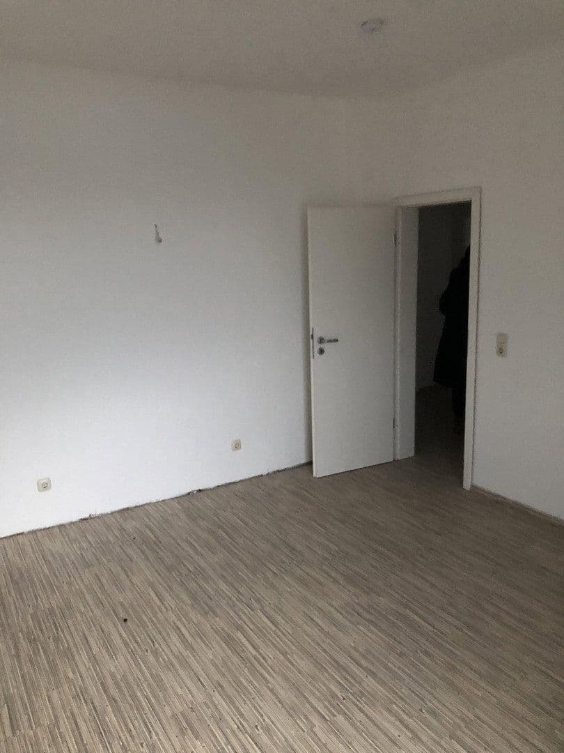 Predaj domu 365 m², pozemok 392 m², Waldstraße.6, Bad Lippspringe, Severné Porýnie - Westfálsko Predaj domu 365 m², pozemok 392 m², Waldstraße.6, Bad Lippspringe, Severné Porýnie - Westfálsko
