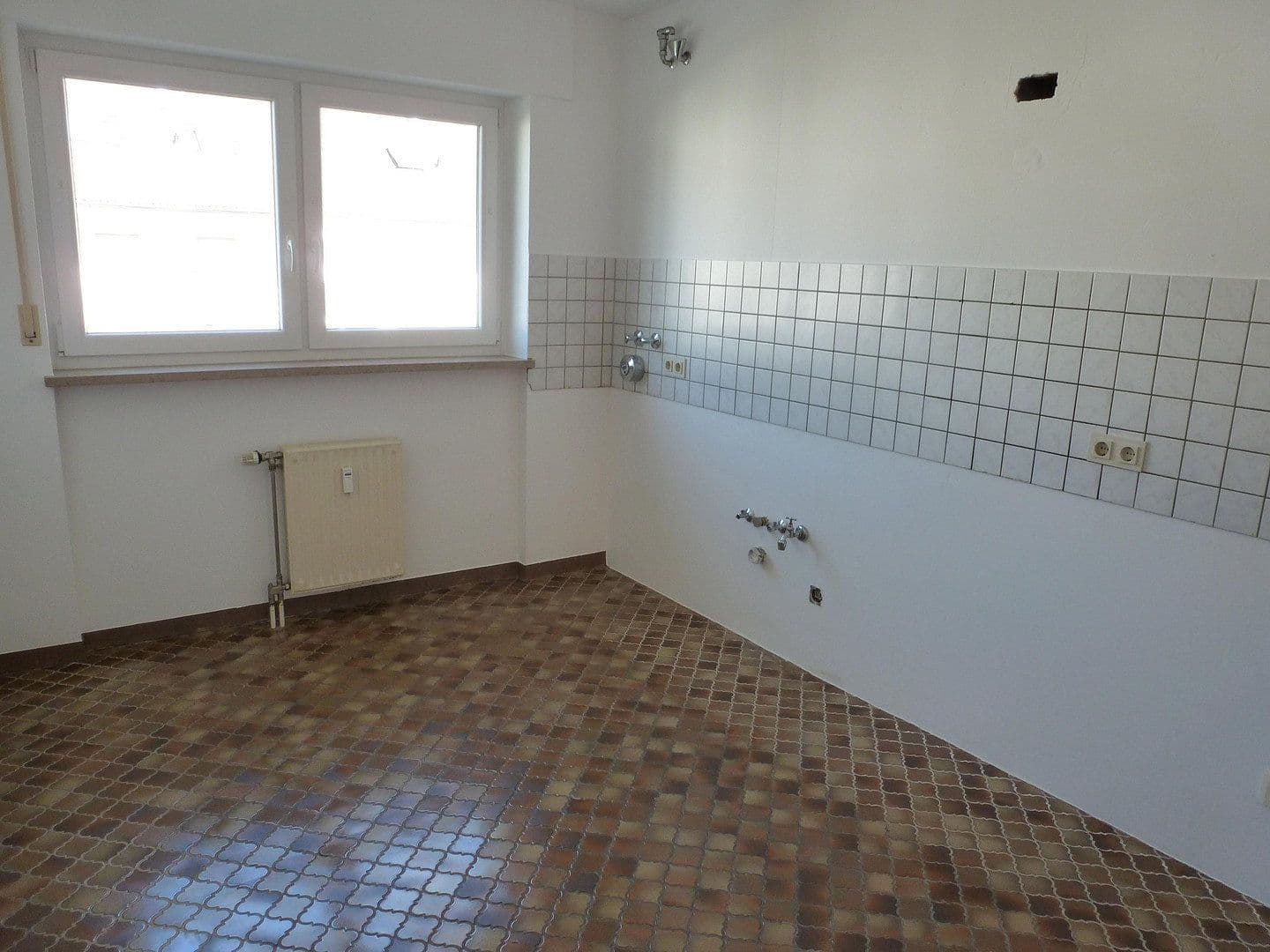 Predaj bytu 4-izbový 93 m², Franz-Sester-Str. 44, Euskirchen, Severné Porýnie - Westfálsko Predaj bytu 4-izbový 93 m², Franz-Sester-Str. 44, Euskirchen, Severné Porýnie - Westfálsko