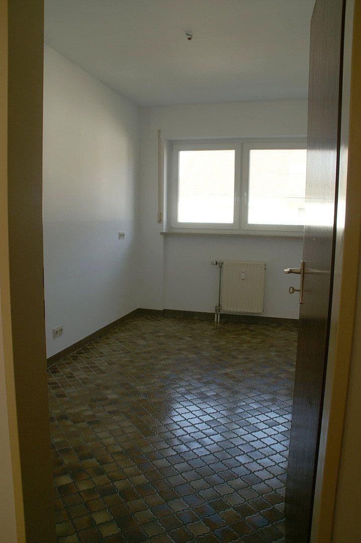 Predaj bytu 4-izbový 93 m², Franz-Sester-Str. 44, Euskirchen, Severné Porýnie - Westfálsko Predaj bytu 4-izbový 93 m², Franz-Sester-Str. 44, Euskirchen, Severné Porýnie - Westfálsko