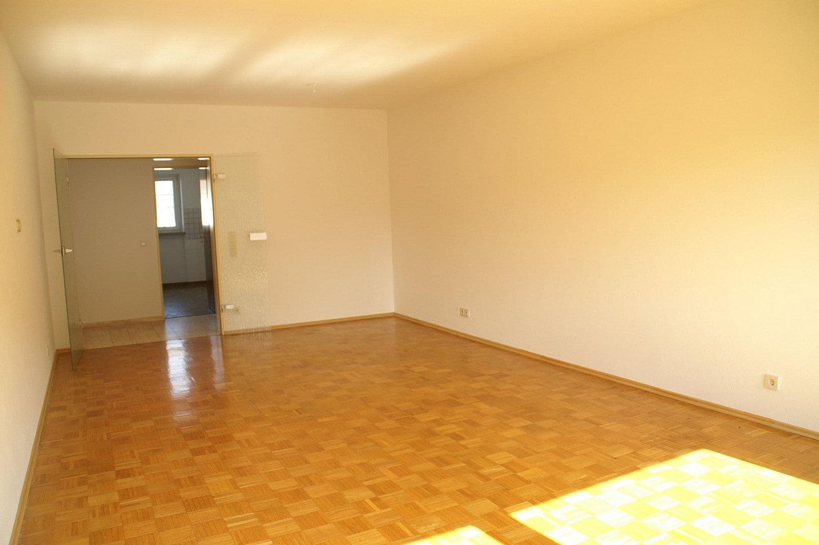 Predaj bytu 4-izbový 93 m², Franz-Sester-Str. 44, Euskirchen, Severné Porýnie - Westfálsko Predaj bytu 4-izbový 93 m², Franz-Sester-Str. 44, Euskirchen, Severné Porýnie - Westfálsko