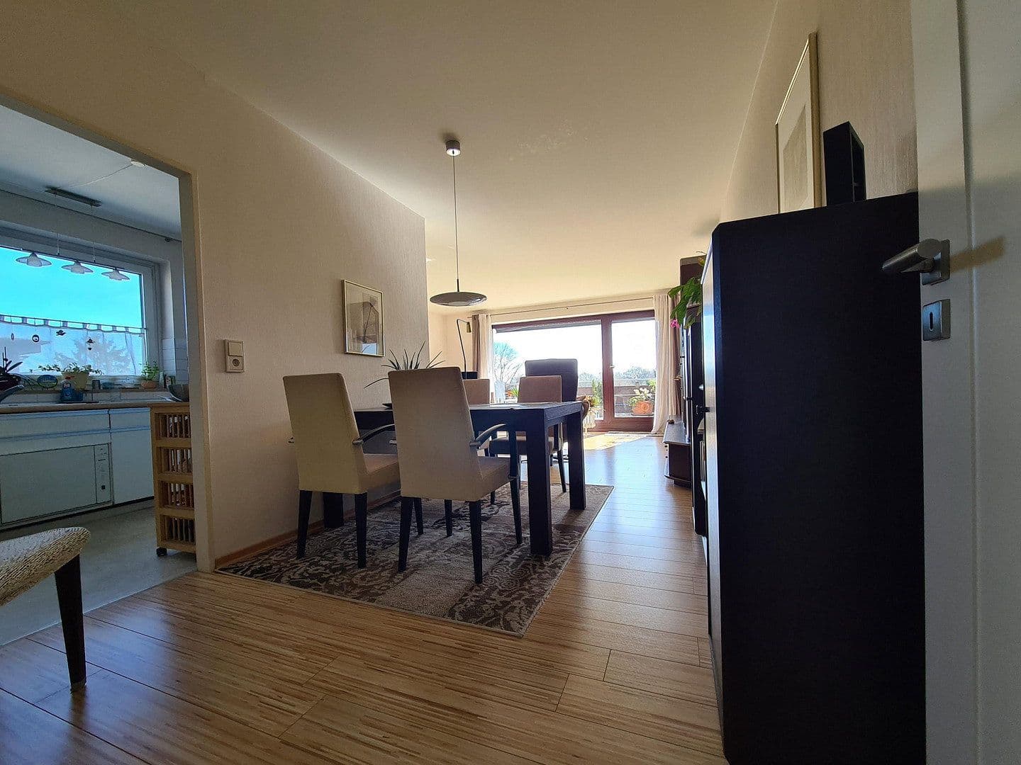 Predaj bytu 3-izbový 93 m², Hamburg, Hamburg Predaj bytu 3-izbový 93 m², Hamburg, Hamburg