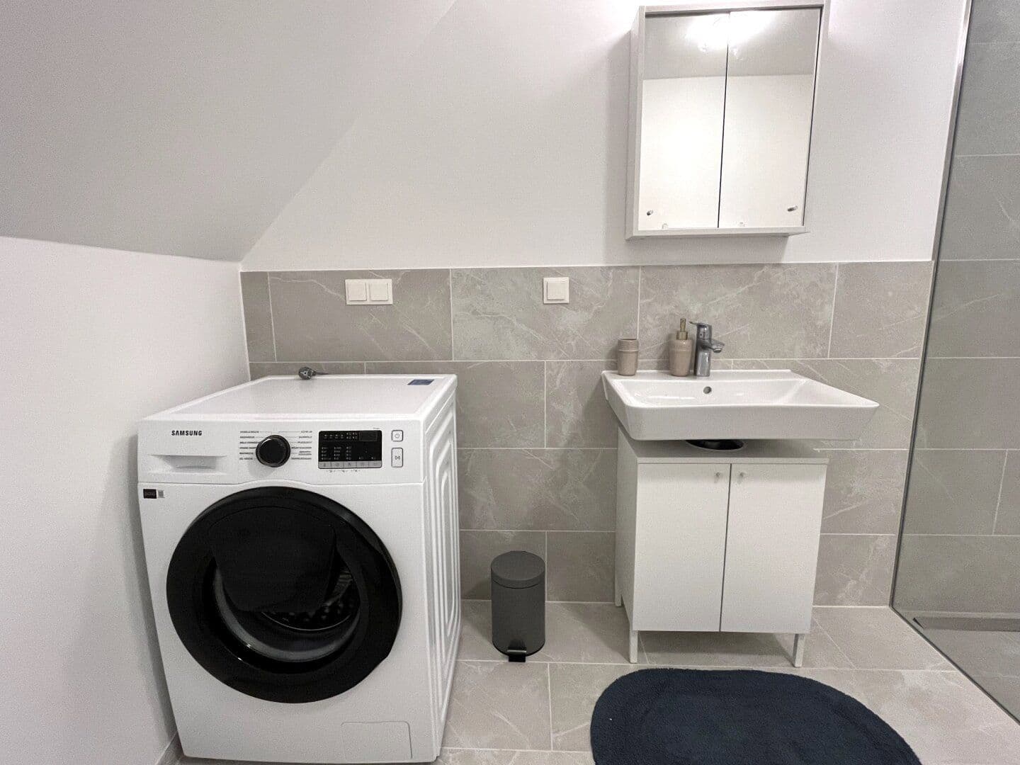Prenájom bytu 2-izbový 50 m², Wien, Viedeň Prenájom bytu 2-izbový 50 m², Wien, Viedeň