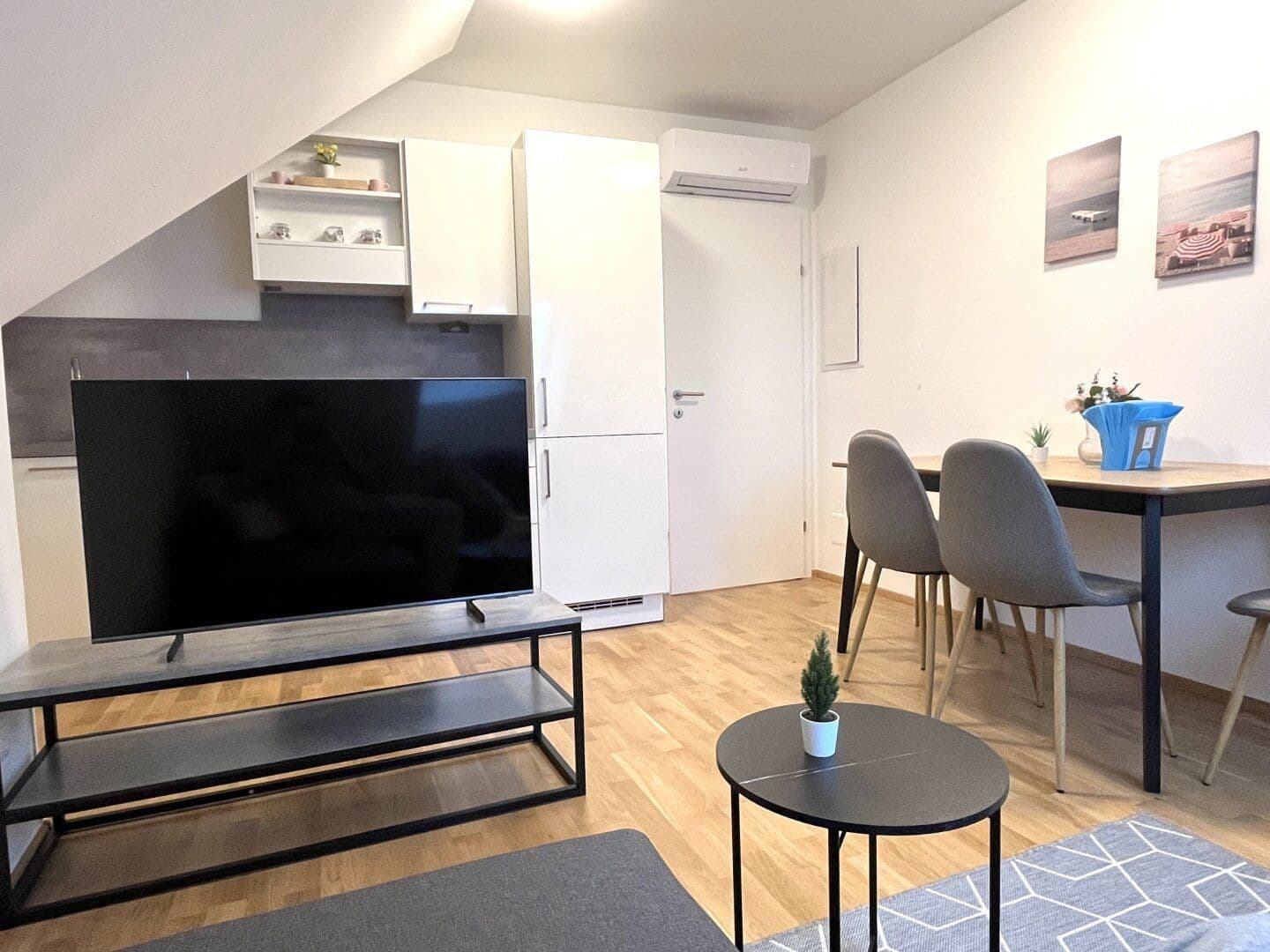 Prenájom bytu 2-izbový 50 m², Wien, Viedeň Prenájom bytu 2-izbový 50 m², Wien, Viedeň