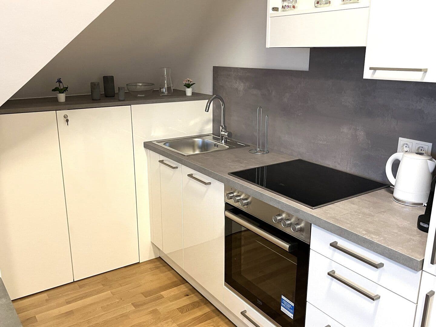 Prenájom bytu 2-izbový 50 m², Wien, Viedeň Prenájom bytu 2-izbový 50 m², Wien, Viedeň