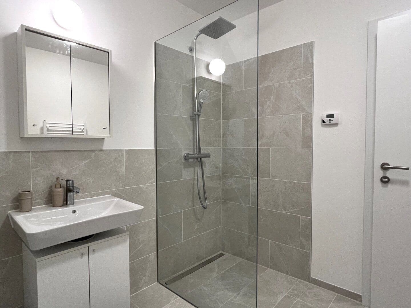 Prenájom bytu 2-izbový 50 m², Wien, Viedeň Prenájom bytu 2-izbový 50 m², Wien, Viedeň