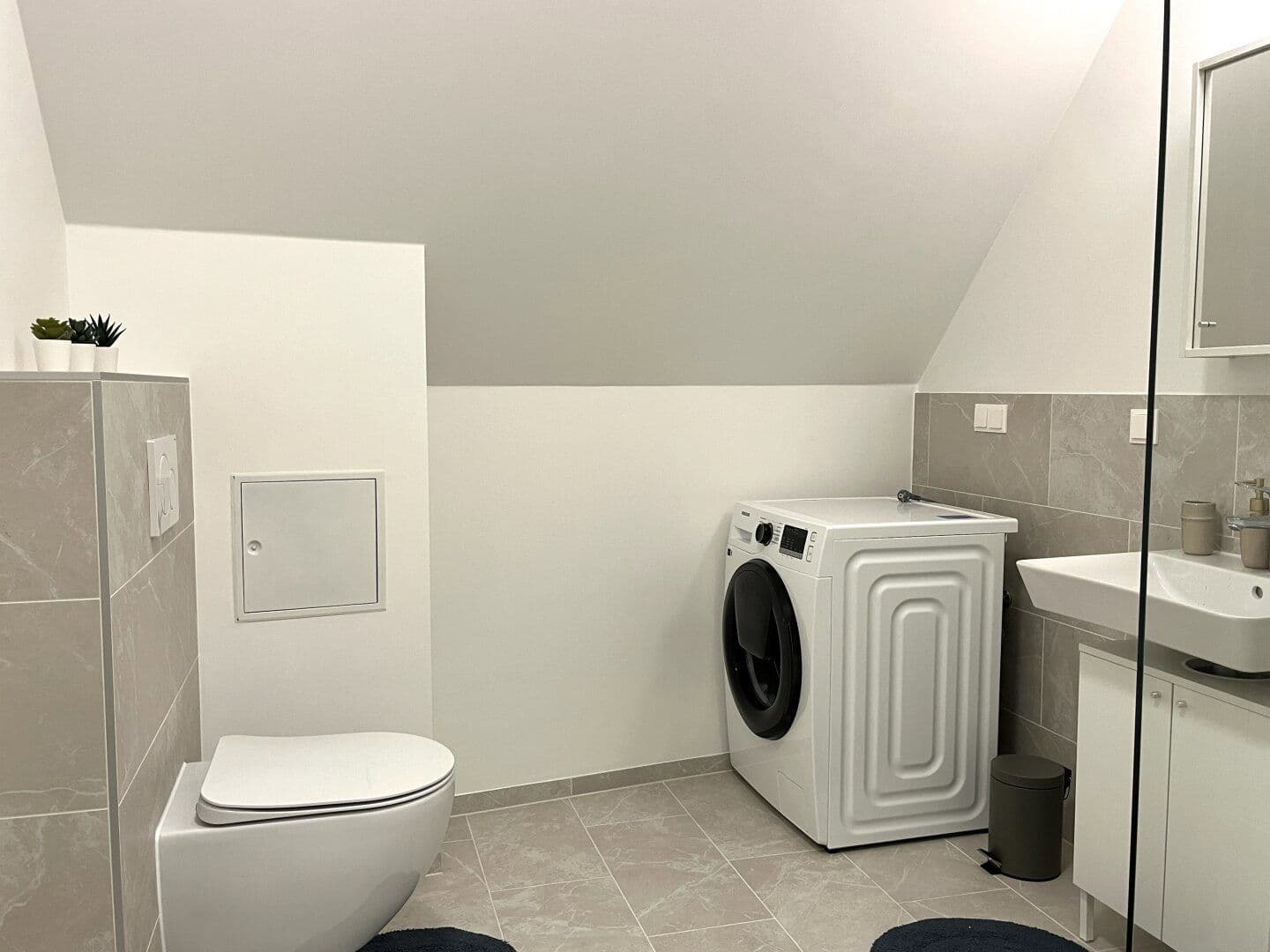 Prenájom bytu 2-izbový 50 m², Wien, Viedeň Prenájom bytu 2-izbový 50 m², Wien, Viedeň