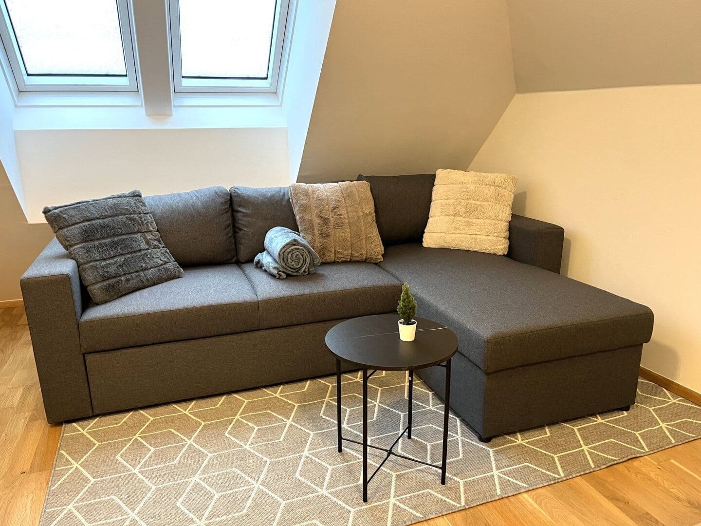 Prenájom bytu 2-izbový 50 m², Wien, Viedeň Prenájom bytu 2-izbový 50 m², Wien, Viedeň