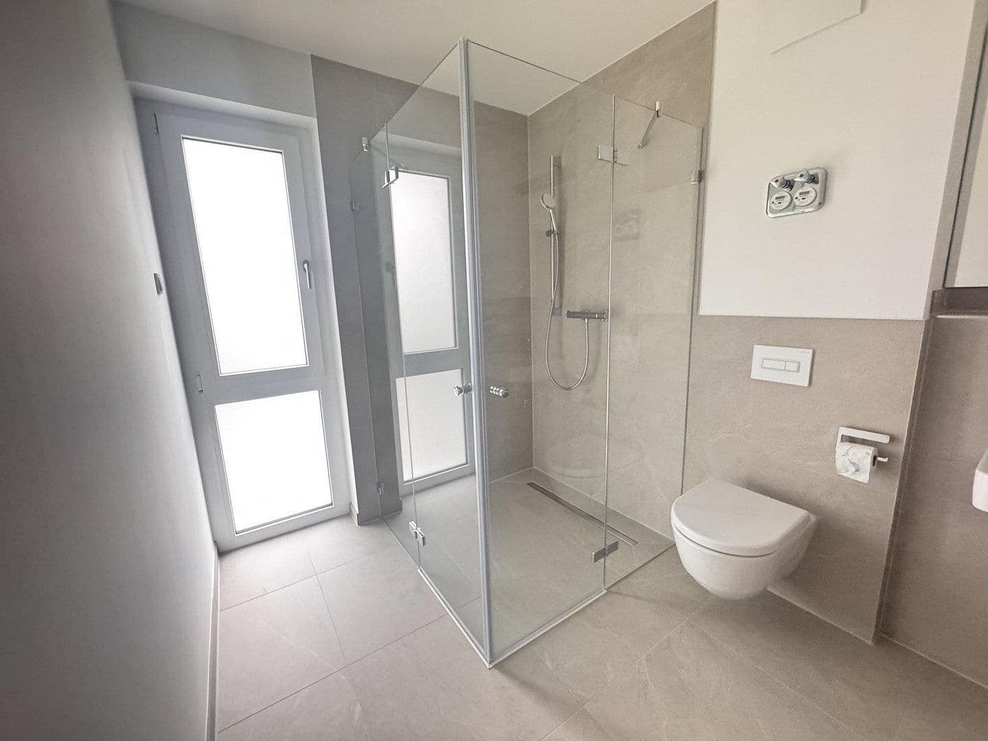 Prenájom bytu 2-izbový 65 m², Kreuzsteinstraße 7-9, Nürnberg, Bavorsko Prenájom bytu 2-izbový 65 m², Kreuzsteinstraße 7-9, Nürnberg, Bavorsko
