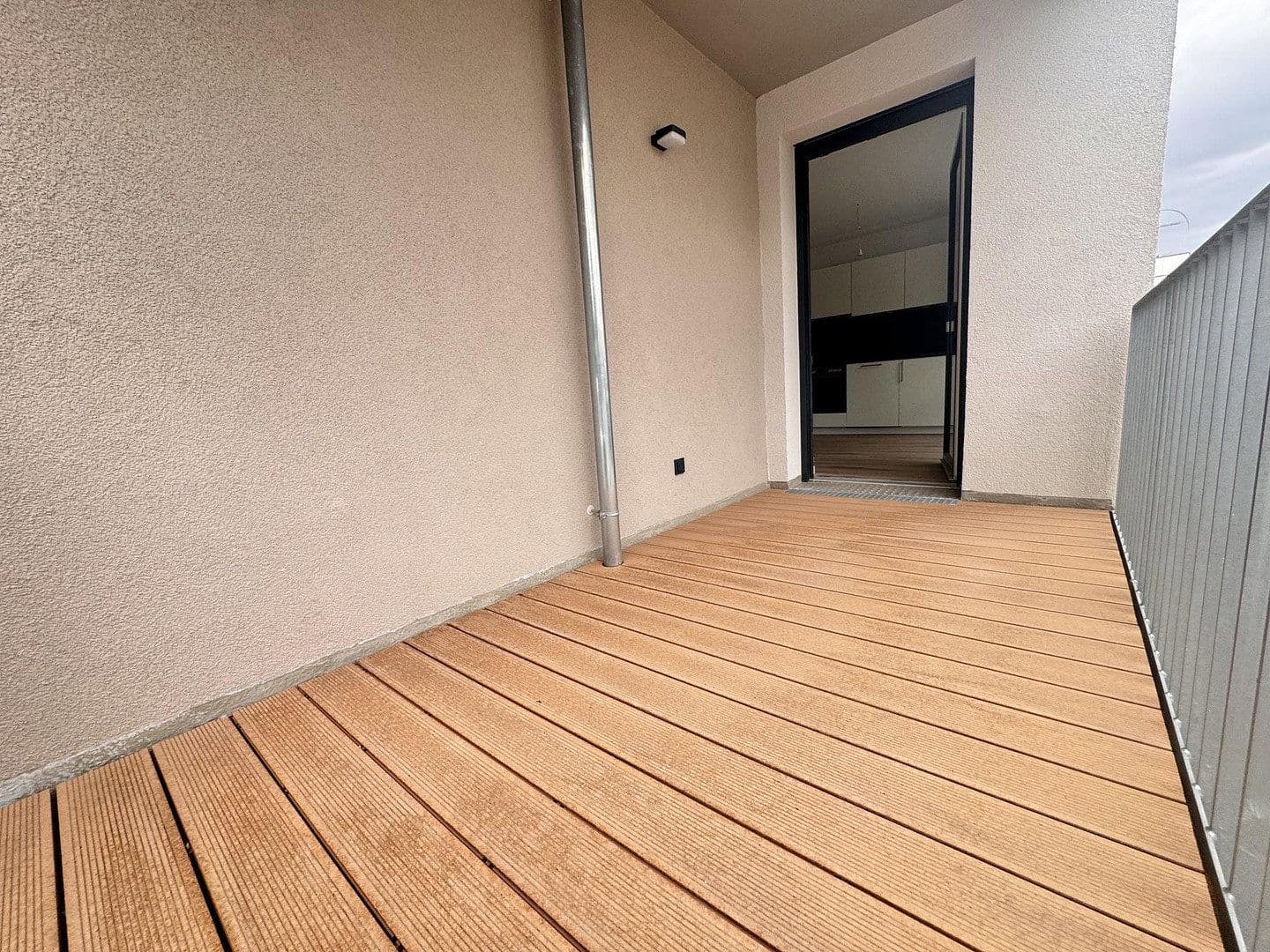 Prenájom bytu 2-izbový 65 m², Kreuzsteinstraße 7-9, Nürnberg, Bavorsko Prenájom bytu 2-izbový 65 m², Kreuzsteinstraße 7-9, Nürnberg, Bavorsko