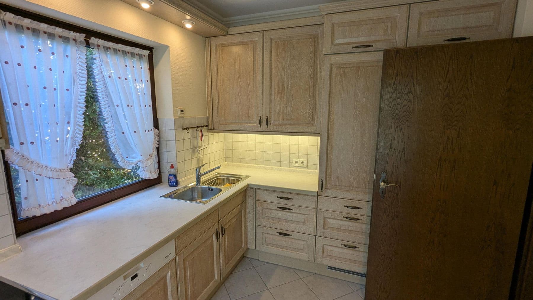 Predaj domu 205 m², pozemok 684 m², Henri-Spaak-Str. 119, Alfter, Severné Porýnie - Westfálsko Predaj domu 205 m², pozemok 684 m², Henri-Spaak-Str. 119, Alfter, Severné Porýnie - Westfálsko