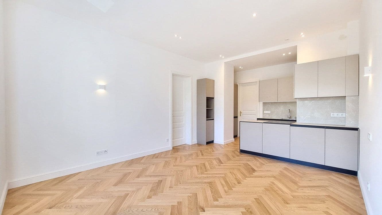 Predaj bytu 3-izbový 70 m², Wien, Viedeň Predaj bytu 3-izbový 70 m², Wien, Viedeň