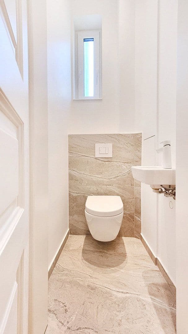 Predaj bytu 3-izbový 70 m², Wien, Viedeň Predaj bytu 3-izbový 70 m², Wien, Viedeň