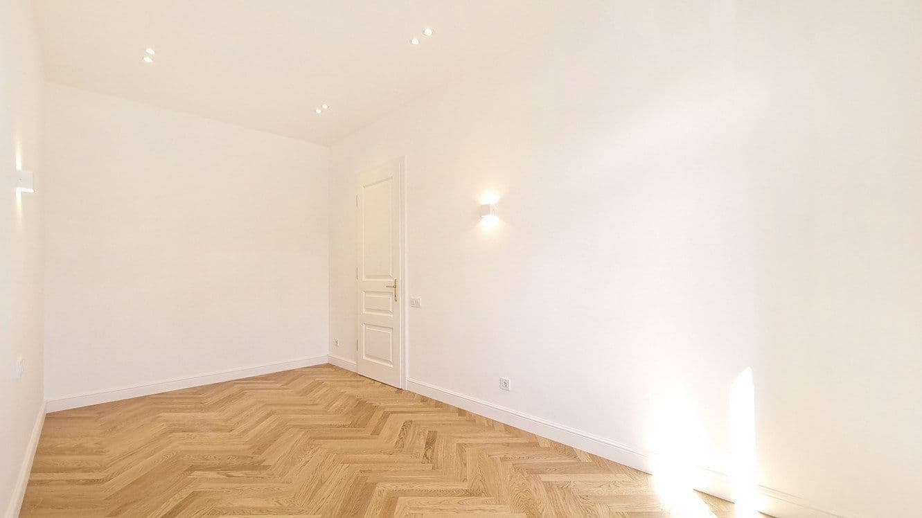 Predaj bytu 3-izbový 70 m², Wien, Viedeň Predaj bytu 3-izbový 70 m², Wien, Viedeň