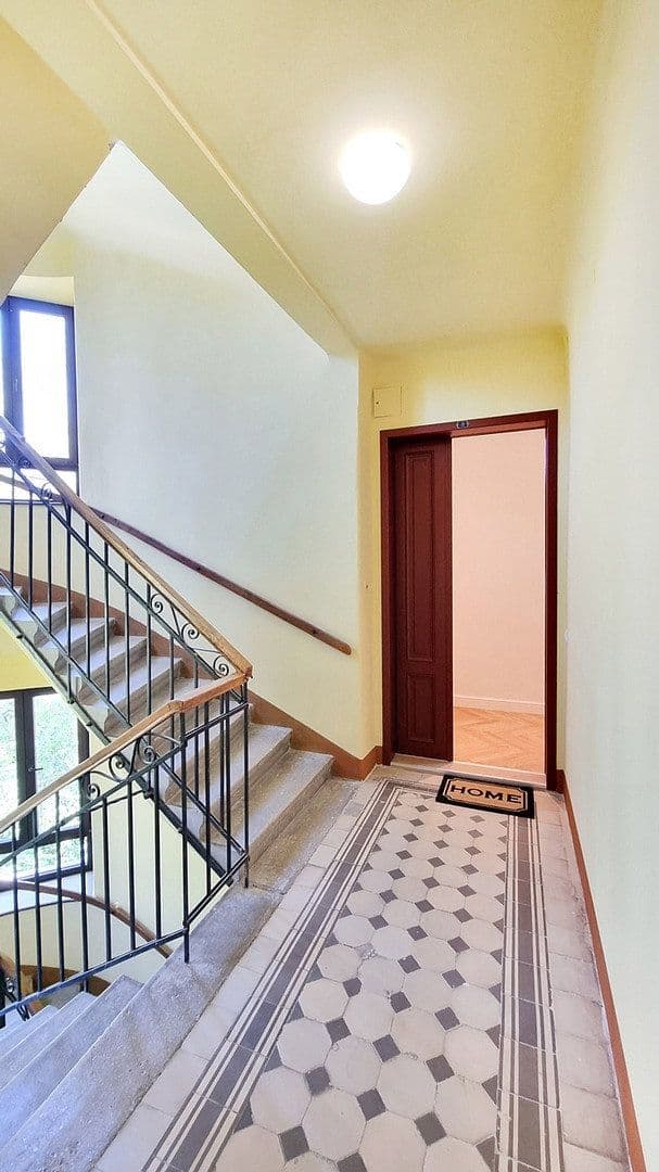 Predaj bytu 3-izbový 70 m², Wien, Viedeň Predaj bytu 3-izbový 70 m², Wien, Viedeň