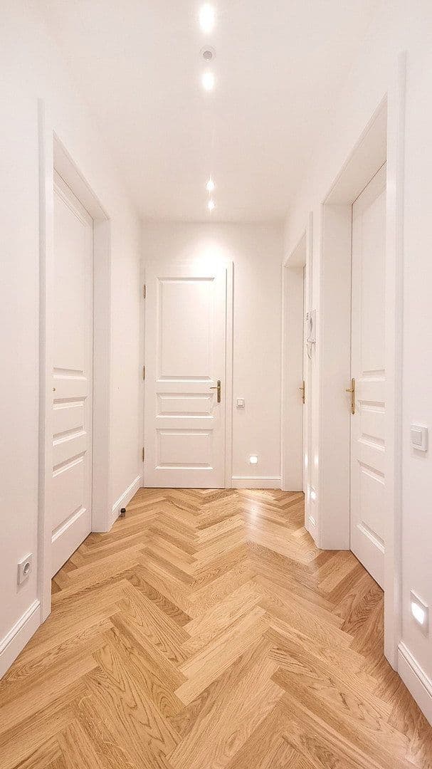 Predaj bytu 3-izbový 70 m², Wien, Viedeň Predaj bytu 3-izbový 70 m², Wien, Viedeň